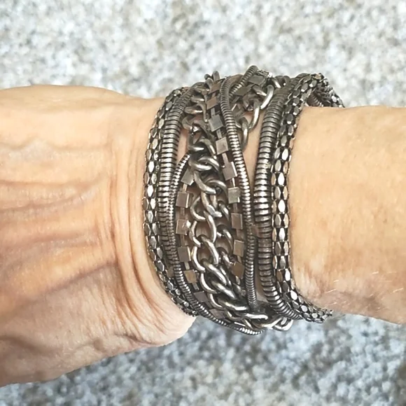 VINTAGE SILVER-TONE EXTRA WIDE MULTISTRAND CHAIN MAGNETIC 6.5-7" BRACELET - Picture 1 of 9